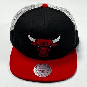 Chicago Bulls Mitchell & Ness Adjustable Snapback Hat Wool Blend NBA Cap Mesh‎